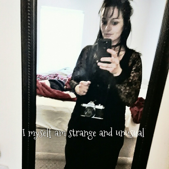 Meet your Posher, Crystal - Picture 3 of 5